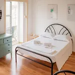 The Pocket Pillow House 3*