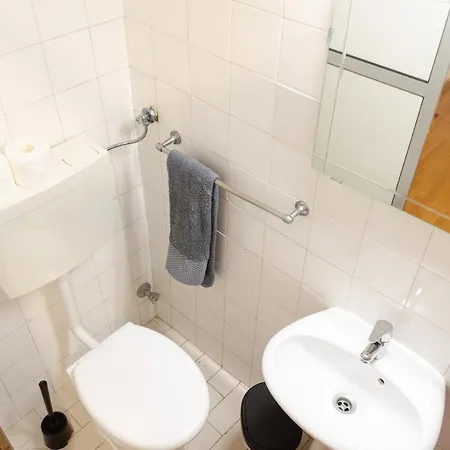 招待所 The Pocket Pillow House 3*