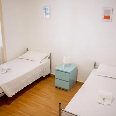 The Pocket Pillow House 3* פארו