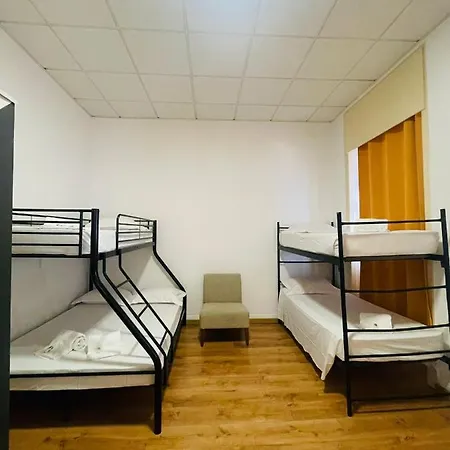 ゲストハウス The Pocket Pillow House 3*